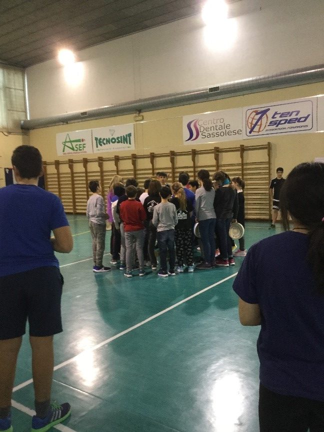 La classe 5C della primaria Buon Pastore visita la secondaria Lanfranco
